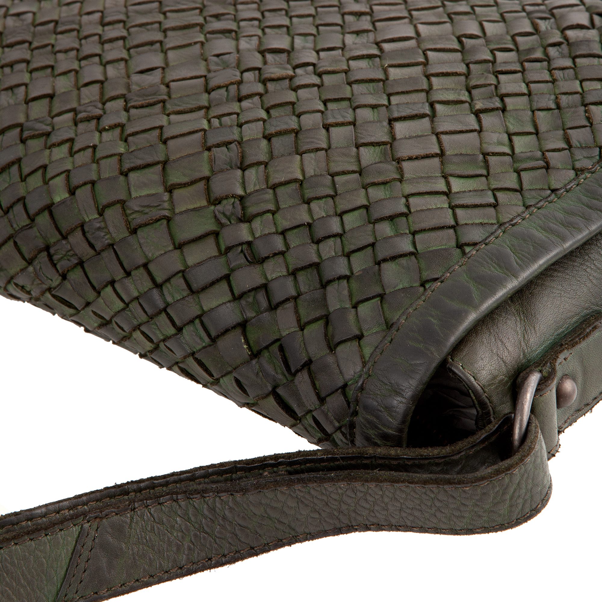 4153845-green_6